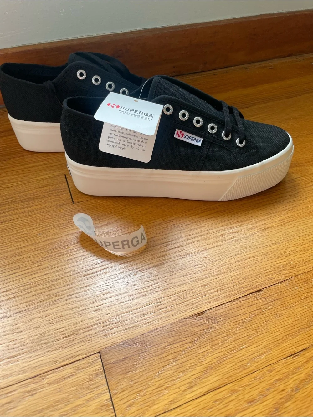 NWT Superga Black Canvas Low-Top Platform Sneakers with White Sole